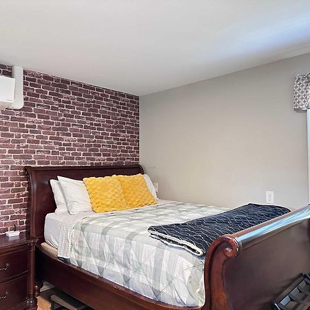 E3 Centrally Located In Carytown Fully Fenced Richmond Exterior foto